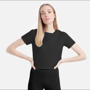 Grenada Cropped T-Shirt
LETT